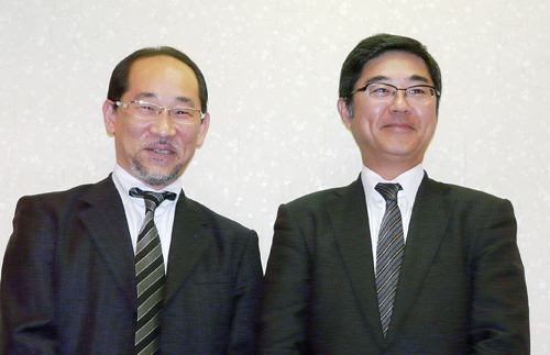 森澤彰彦社長（右）と森澤武士常務